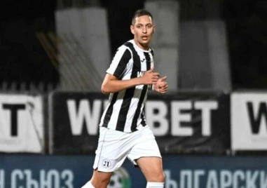 Локомотив Пловдив обяви официално раздялата с Петър Андреев Юношата на