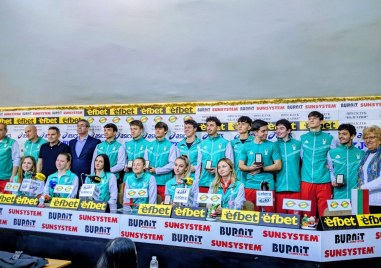 Наградиха най-добрите фехтовачи на България за 2025-та година