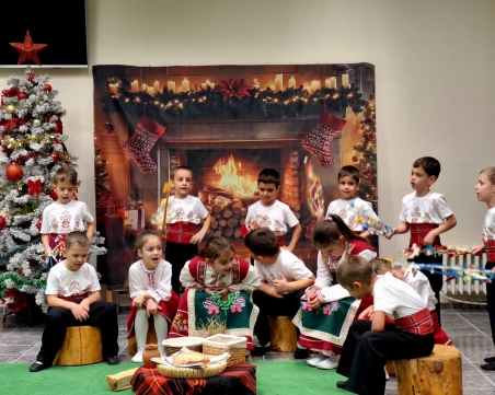 Български традиции оживяха в кметството на Район 