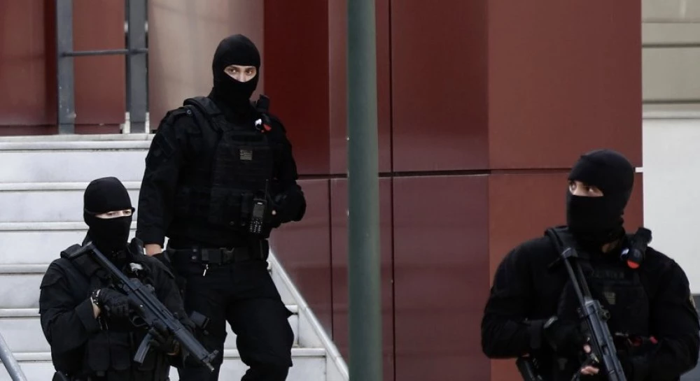 Гърция разби наркокартел след хванати 4 тона кокаин