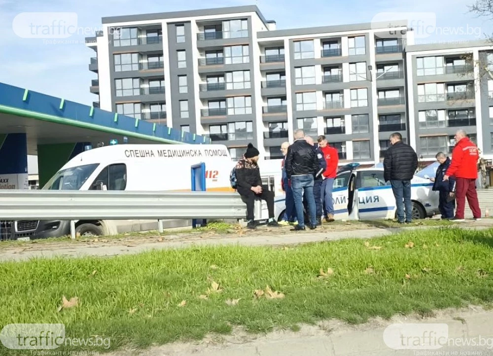 Неадекватен мъж лежи в средата на Цариградско шосе, полиция и линейка са на място