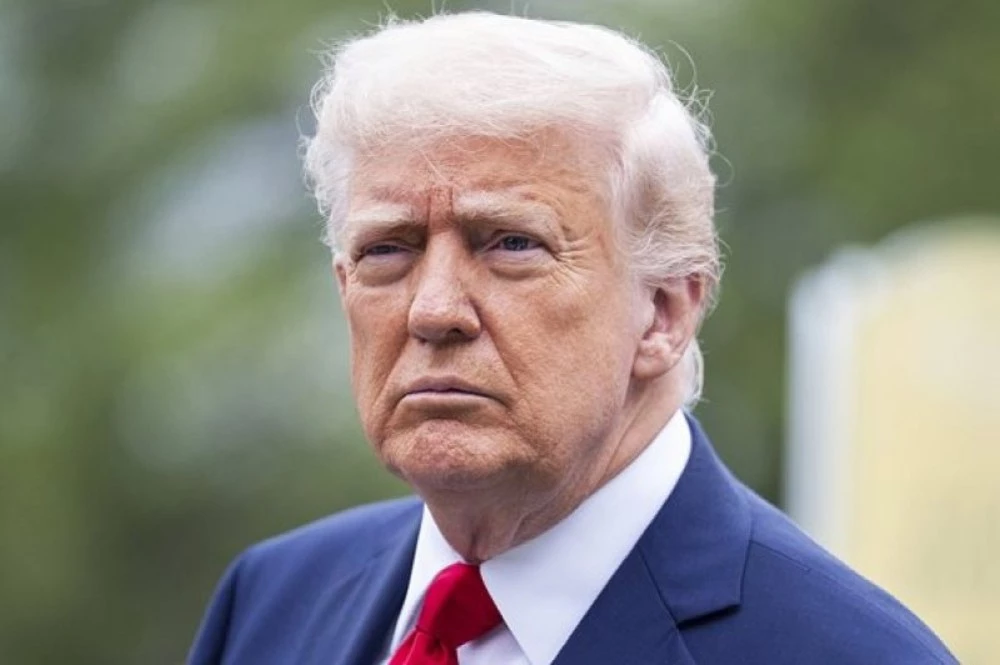 Тръмп нареди блокада на всички „санкционирани петролни танкери