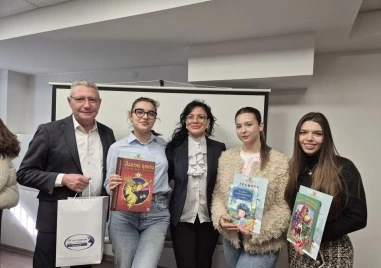 Днес кметът на район Източен Емил Русинов посрещна в кметството