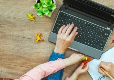 НС реши: Родителите на деца до 12 години - на гъвкаво работно време целогодишно