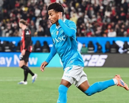 Наполи е първият финалист за Суперкупата на Италия