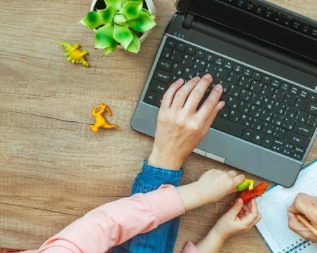 НС реши: Родителите на деца до 12 години - на гъвкаво работно време целогодишно