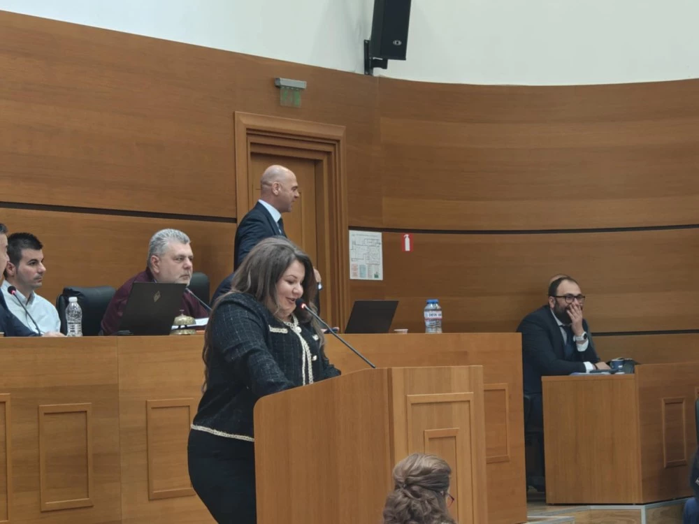 Общински съветници зададоха редица въпроси на кмета Костадин Димитров във