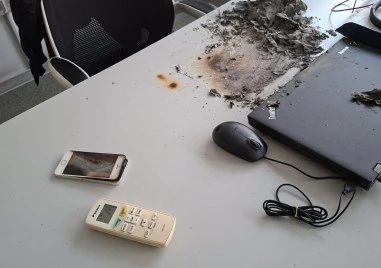 Пожарната съветва: Изключвайте зарядните от контакта, когато не се използват