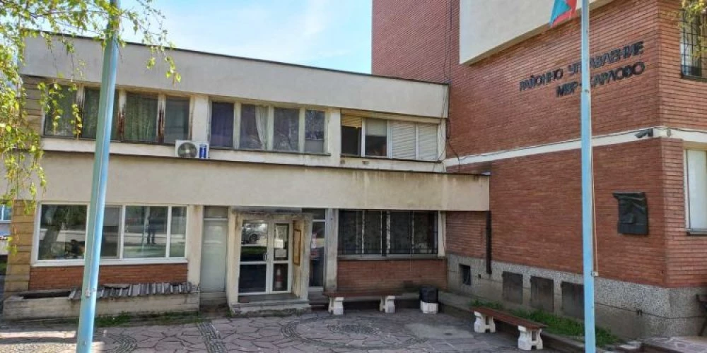 Всичко било започнало години по-рано с връзка между двама млади