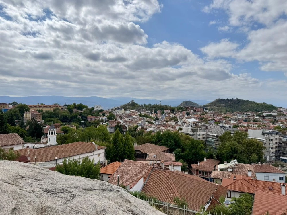 Студен ден с променлива облачност в Пловдив днес