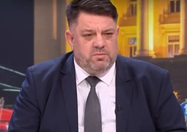 Вицепремиерът в оставка и лидер на БСП Обединена левица Атанас