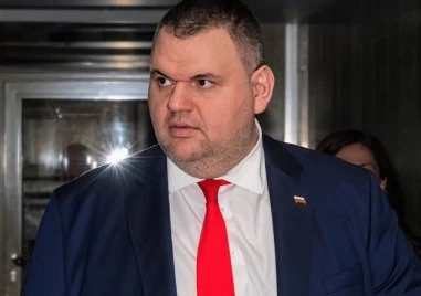 Пеевски: Политически чадър стои зад освобождаването на обвинения директор на 138-о училище