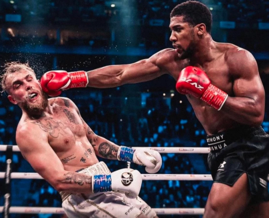 Джейк Пол е с две фрактури на брадата след мача с Антъни Джошуа