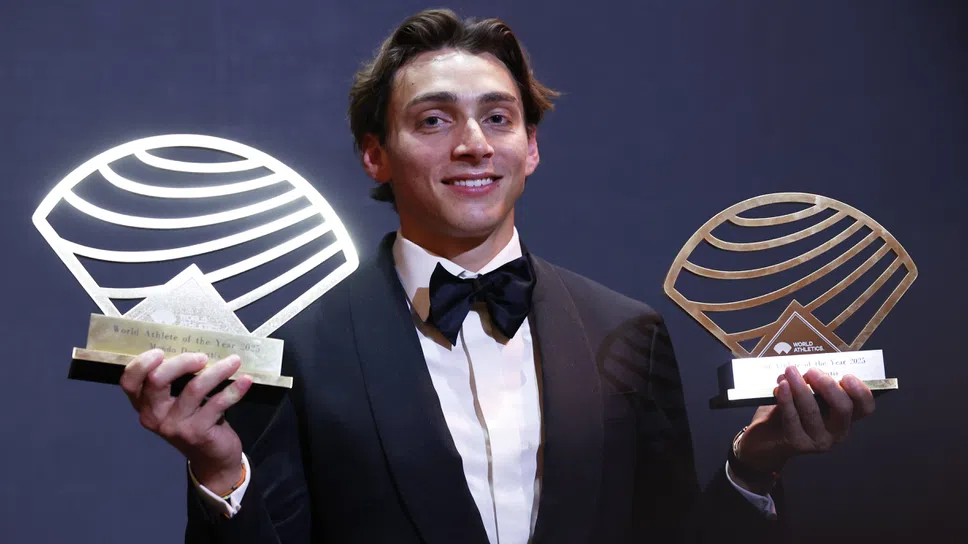 За втора поредна година: Дуплантис спечели наградата на BBC за световна спортна звезда