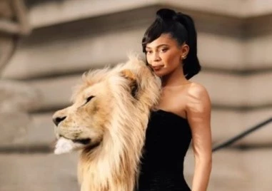 Кайли Дженър: Домът ми е обитаван от духове, побиват ме тръпки