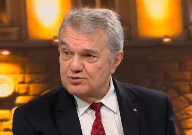 Румен Петков: Като власт показахме недостатъчна компетентност и лоша комуникация с хората