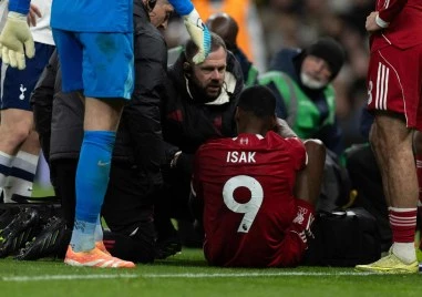 В Ливърпул се опасяват, че контузията на Александър Исак може да бъде тежка
