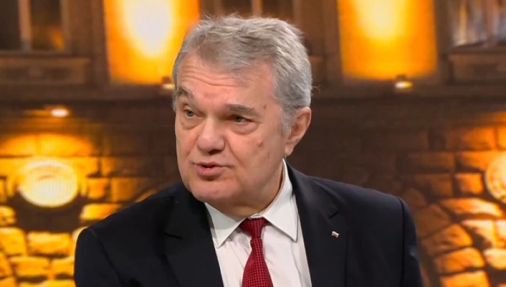 Румен Петков: Като власт показахме недостатъчна компетентност и лоша комуникация с хората