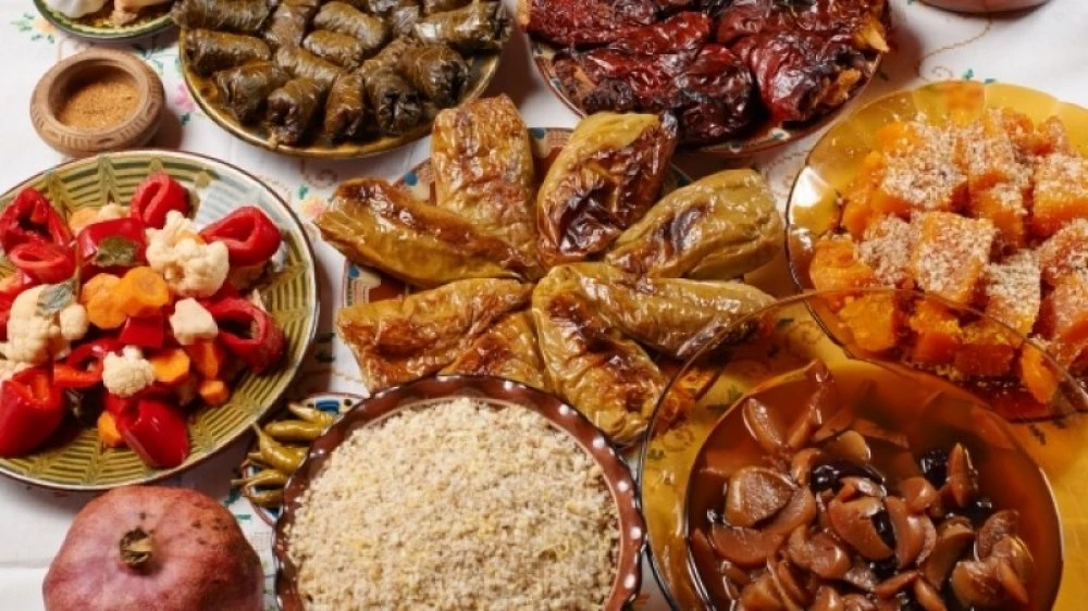 Тазгодишната празнична трапеза - по-скъпа от миналогодишната