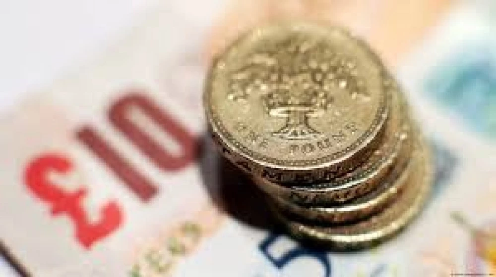 Великобритания въвежда нови данъци и ограничения, които ще засегнат и българи