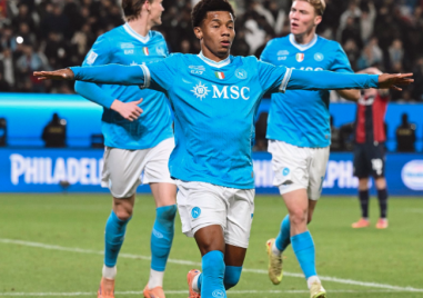 Наполи грабна Суперкупата на Италия