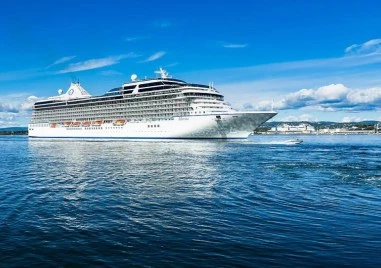 Италианска туристка загина при сблъсък между два круизни кораба до египетския град