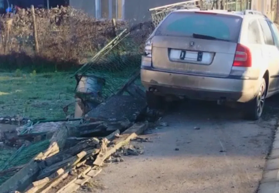Пиян шофьор се вряза в ограда на къща в Монтанско