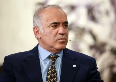 Съдът в Москва задочно арестува легендарния шахматист Гари Каспаров признат в