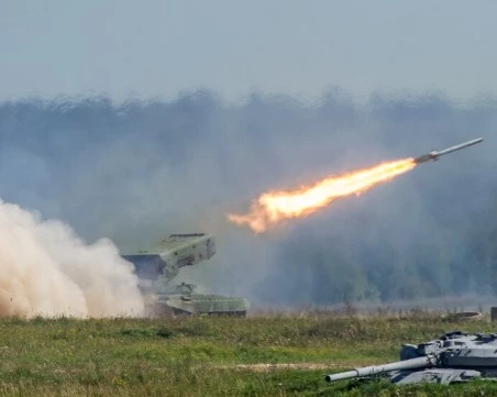 Руските сили са започнали въздушна атака по Киев