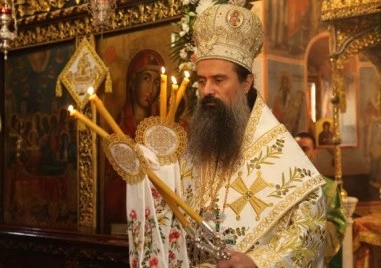 Рождественско послание на патриарх Даниил: Нека мирът и любовта да бъдат с всички нас