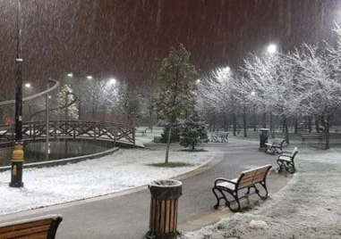 От утре в Турция се очаква да нахлуе студена вълна