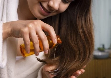 Зимни маски, които укротяват бухналата и суха коса