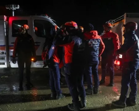 Откриха черните кутии на разбилия се в Турция либийски самолет