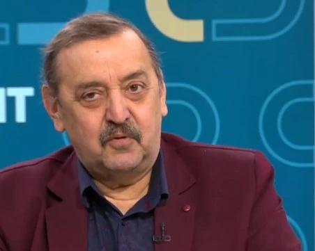 Проф. Тодор Кантарджиев: Греяното вино помага при леки инфекции