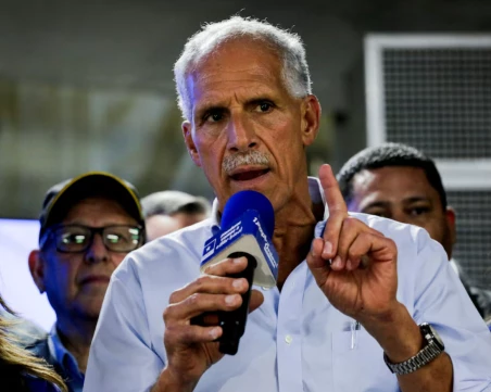 Подкрепен от Тръмп стана новият президент на Хондурас