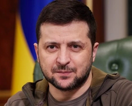 Зеленски: Разговарях по телефона с американските пратеници Уиткоф и Къшнър