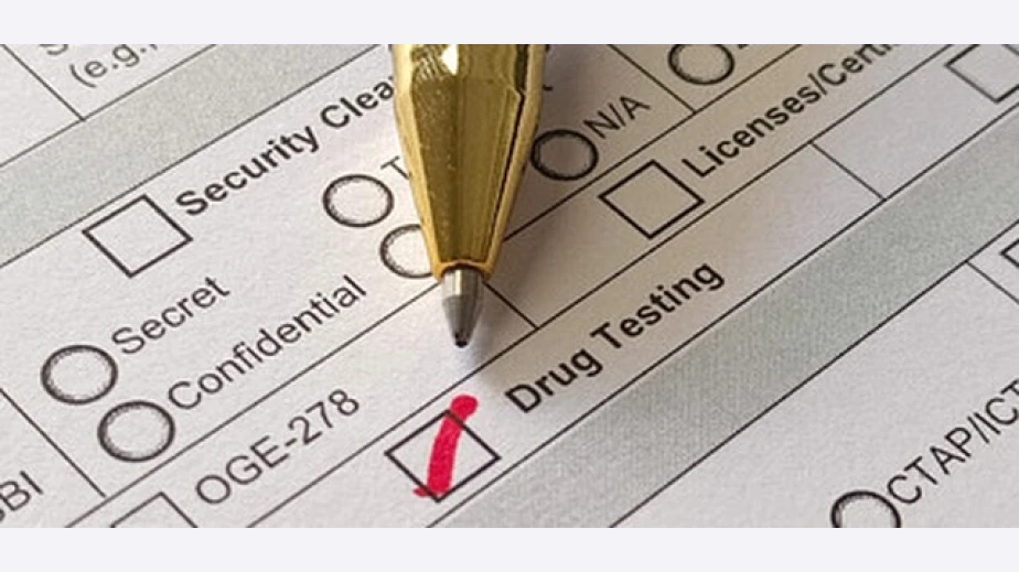 Мъж остава без книжка три пъти след фалшиво положителен полеви тест за наркотици