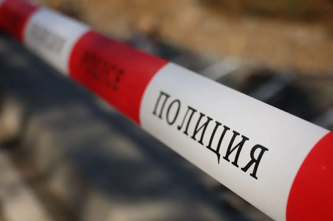 Двама души са загинали при тежък инцидент на железопътния прелез