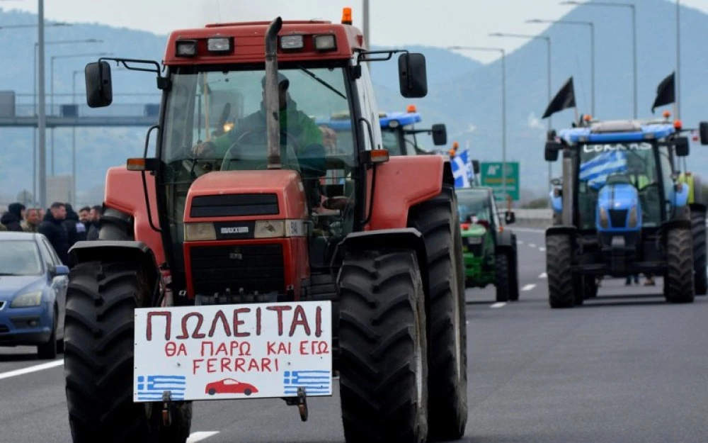 Гръцките фермери върнаха блокадите по границата с България