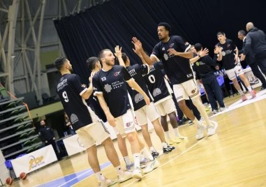 От Локомотив Пловдив отбелязаха че ще потърсят юридическа отговорност от всички длъжностни