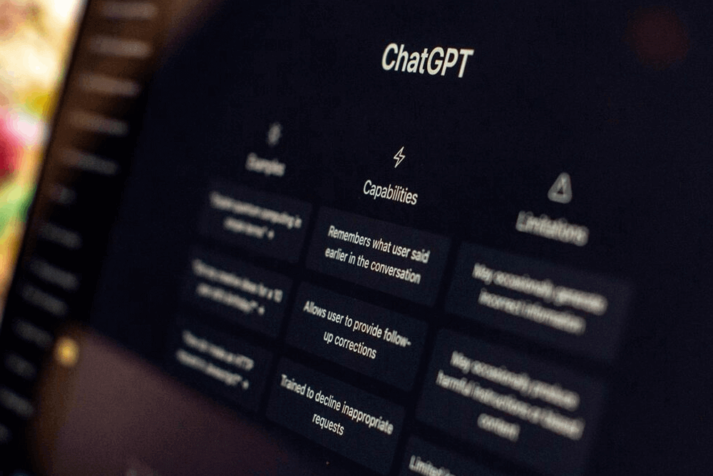 Психиатри: След дълго общуване с ChatGPT се появяват тежки симптоми