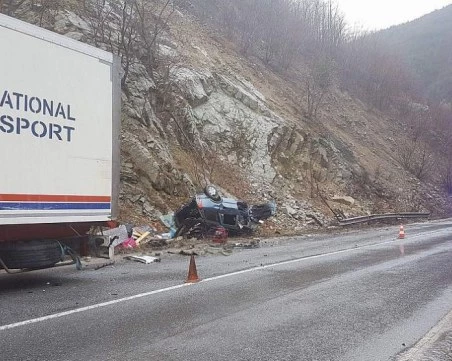 Двама загинали и двама ранени при тежка катастрофа в Хаинбоаз