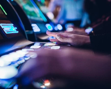 НАП разкри, че хиляди „хоспитализирани