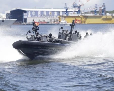 Стартираха военните учения на Китай около Тайван