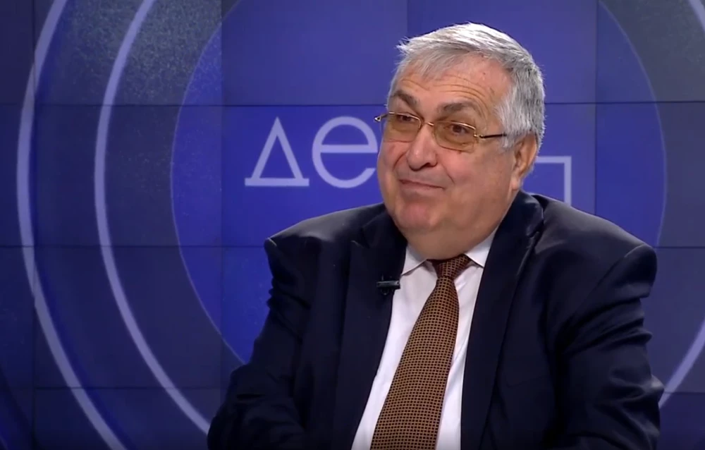 Проф. Близнашки: Не мога да направя някаква позитивна прогноза