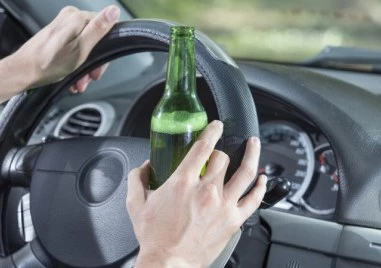 Заловиха шофьор без книжка, без номера и с 3,32 промила алкохол