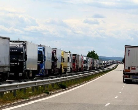 Държавата подкрепя тежкотоварния транспорт с 50 млн. лв.