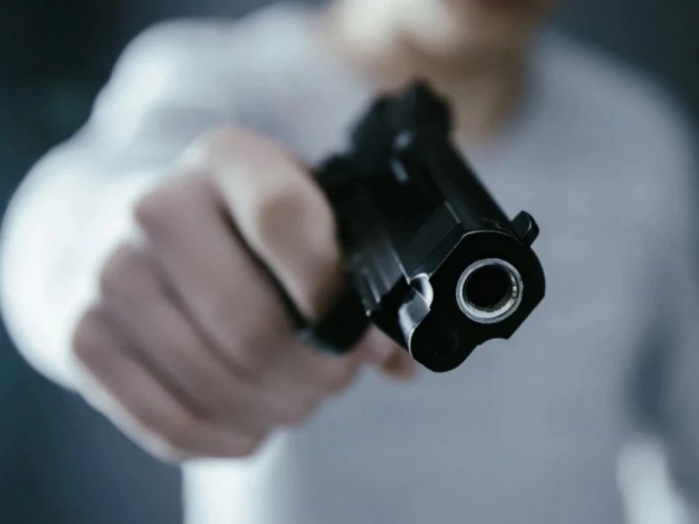 Непълнолетен заплаши майката на приятелката си в Хасково - не давала дъщеря си за негова жена