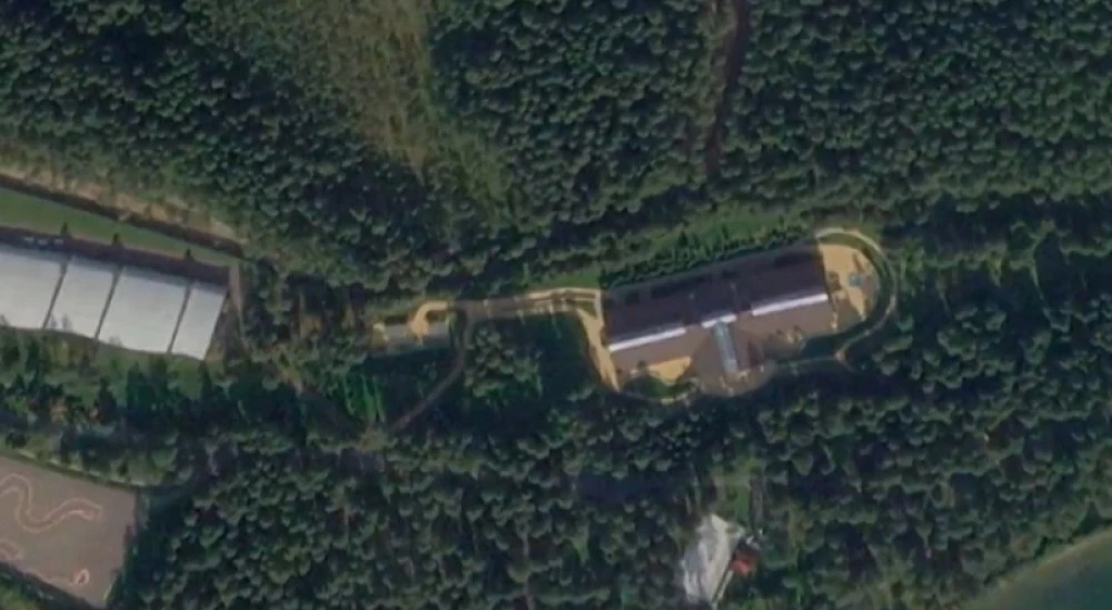 Украйна отрича да е атакувала резиденцията на Путин с дронове