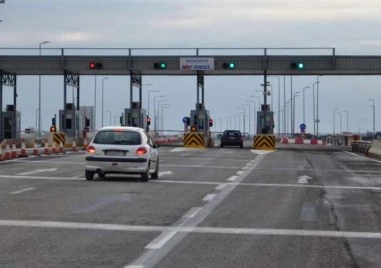 Нови цени на пътните такси ще се прилагат от полунощ